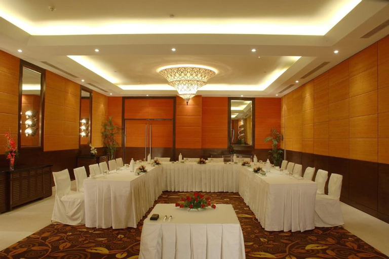 Others 3, Fortune Select Global, Gurugram - Member ITC Hotels' Group, West