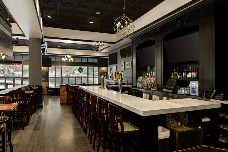 Food & Drinks 5, Hampton Inn & Suites by Hilton Langley-Surrey, Greater Vancouver