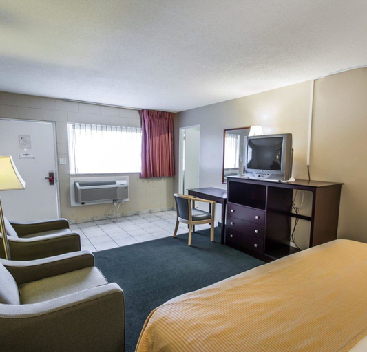 Bedroom 4, Econo Lodge Cocoa Beach - near the Port, Brevard