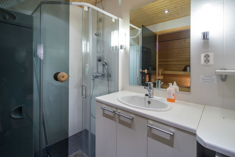 Bathroom 4, Lapland Hotels Saaga, Lapland