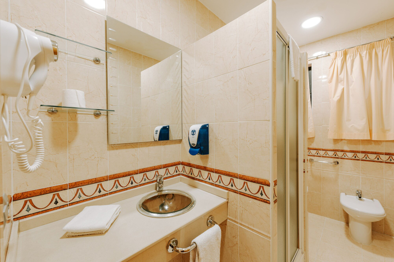 Bathroom 3, JCH Congreso, Salamanca