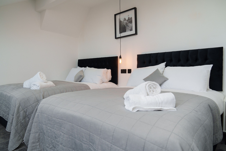 Bedroom 2, Kitchener House, Leeds
