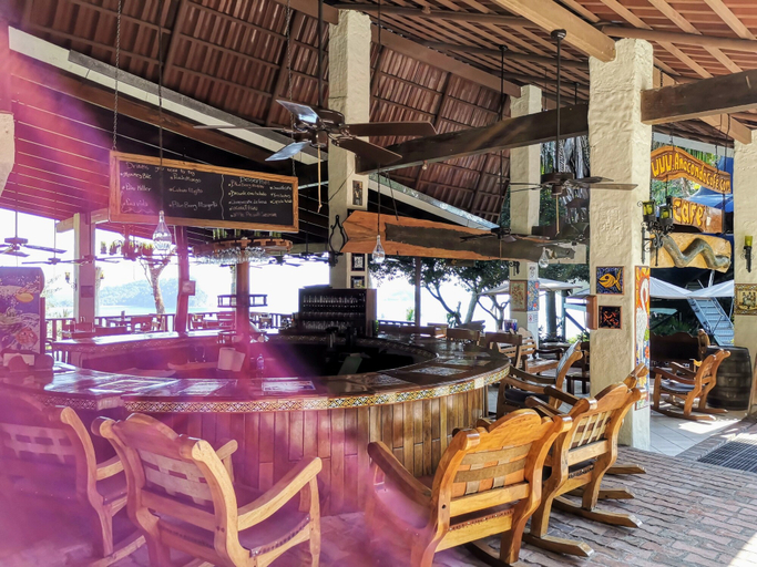 Food & Drinks 5, Hotel Costa Verde, Aguirre