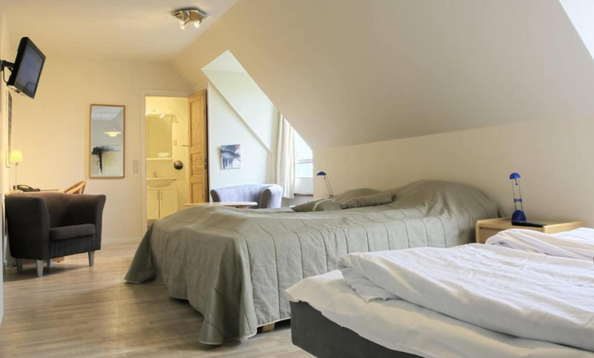 Bedroom 3, Hotel Hovborg Kro, Vejen