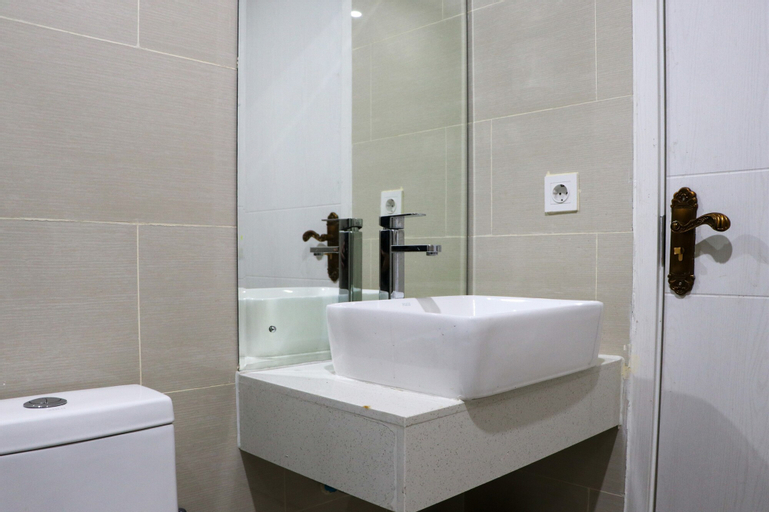 Exterior & Views 2, Comfort 2BR at Daan Mogot City Apartment By Travelio, West Jakarta