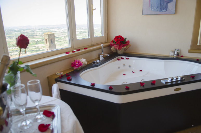 Bathroom 3, B&B Piccolo Hotel, Arezzo