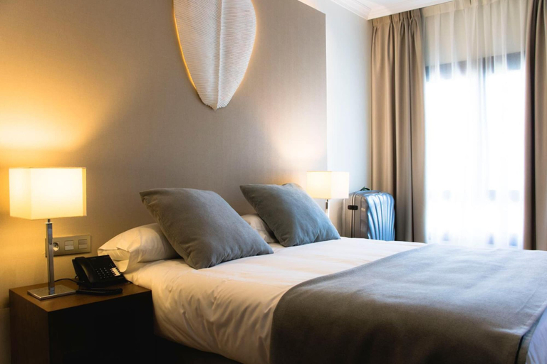 Bedroom 2, Hotel Mirador de la Franca, Asturias