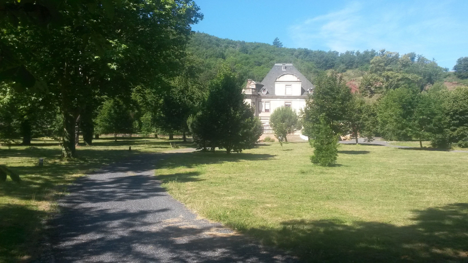 Others 1, Residence du Rougier, Aveyron