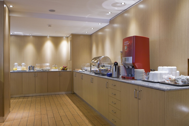 Food & Drinks 5, Parnon Hotel, Attica