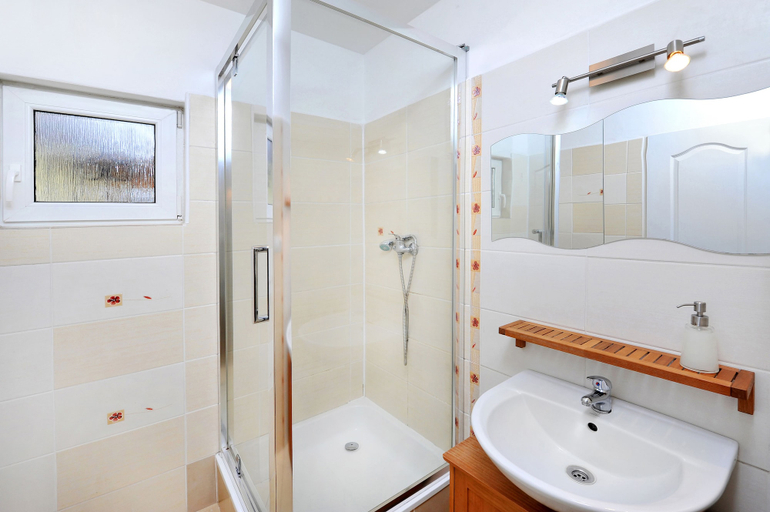 Bathroom 3, APLEND Domčeky Tatry Holiday, Poprad