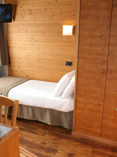 Bedroom 3, Hotel Larice Bianco, Sondrio