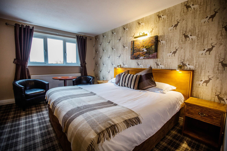Bedroom 2, Orchard Lodge & Wolds Restaurant, North Yorkshire