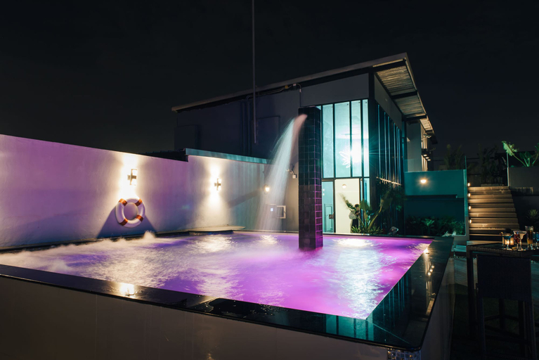 Sport & Beauty 5, The Xtreme Suites, Suan Luang