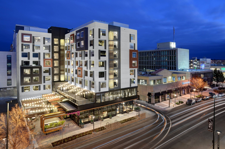 Moxy Denver Cherry Creek, Denver