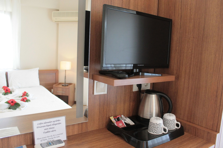 Bedroom 3, Crescent Hasirci Hotel, Ortaca