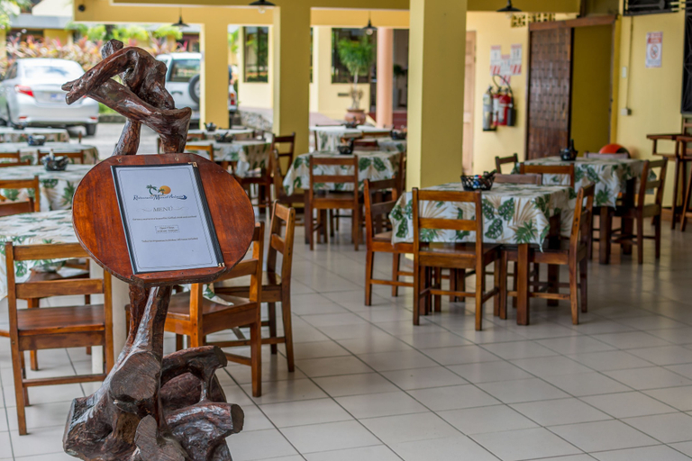 Food & Drinks 5, Hotel Manuel Antonio, Aguirre