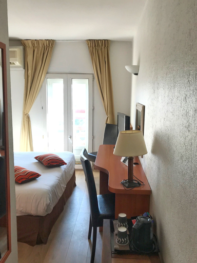 Bedroom 18