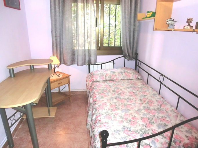 Bedroom 2, Villa Conchi, Girona