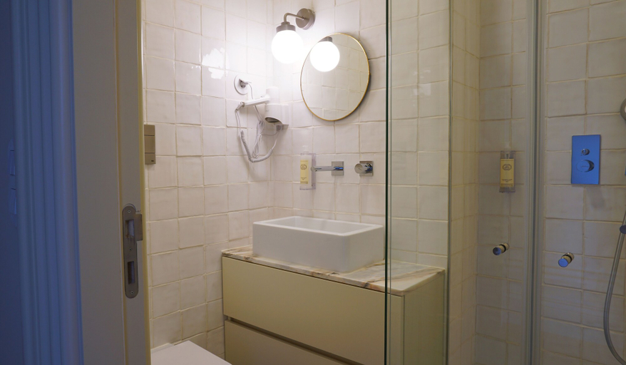 Bathroom 5, Oporto Maison Palace, Porto