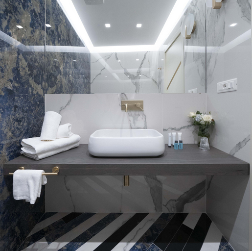 Bathroom 4, Cala Moresca Hotel, Napoli