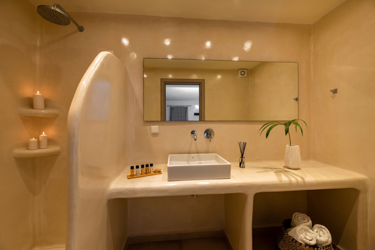 Bathroom 5, Hotel Kalisperis, South Aegean