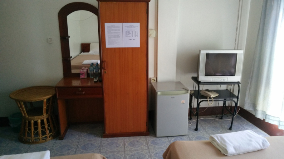 Bedroom 2, Chanthasom Guesthouse, Vientiane