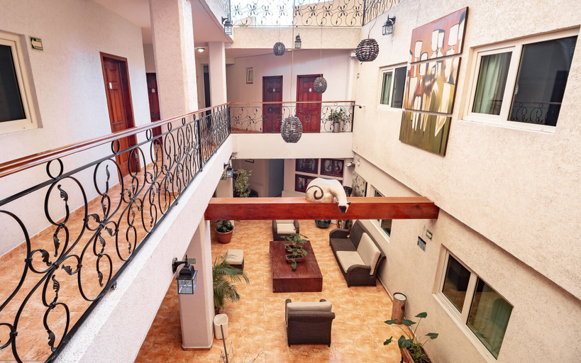 Others 5, Hotel Alcazar, Guadalajara