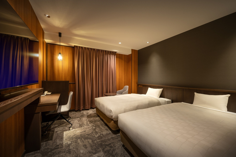 Bedroom 3, Misawa City Hotel, Misawa