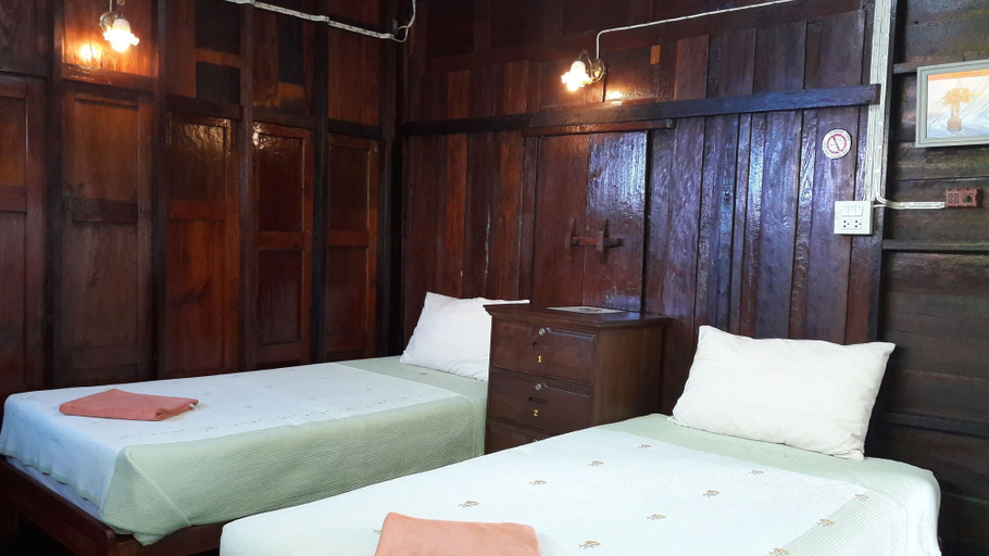 Bedroom 4, Baan Are Gong Riverside Homestay, Phra Nakhon Si Ayutthaya