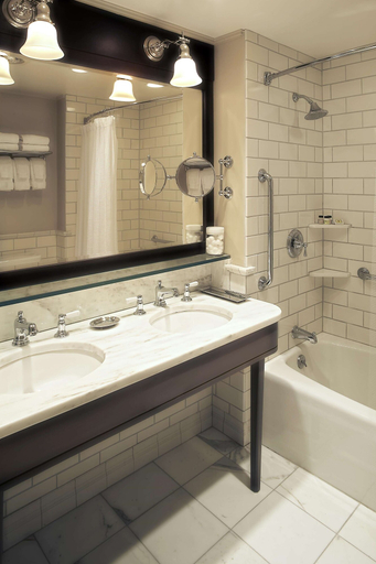 Bathroom 4, Woodstock Inn & Resort, Windsor