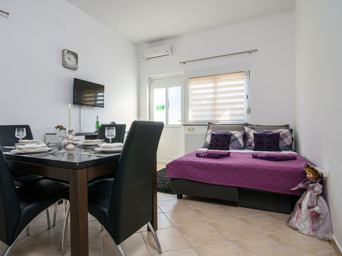 Others 5, Apartments Adria, Kaštela