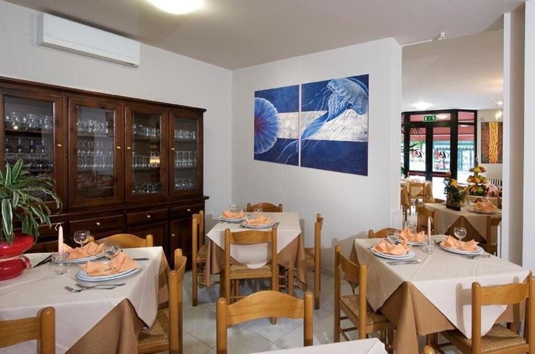Food & Drinks 5, Roma, Ravenna