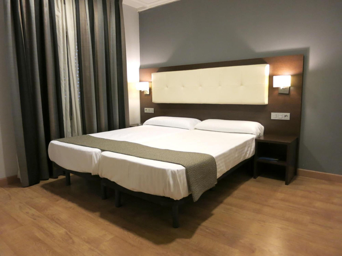 Bedroom 2, Apartamentos Boutique Catedral, Valladolid