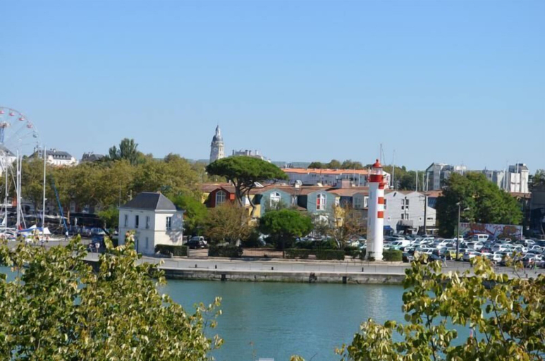 Others 5, Hotel de l'Ocean, Charente-Maritime