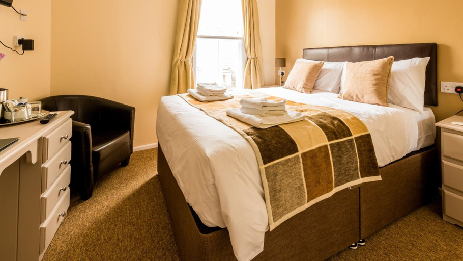 Bedroom 2, The Longboat Inn, Cornwall