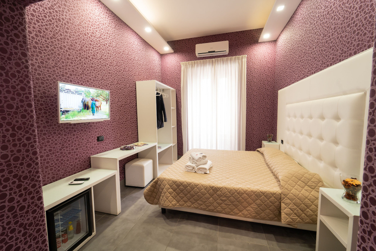Bedroom 4, Royal Art H Spaccanapoli by ClaPa Group Dislocated Hospitality, Napoli