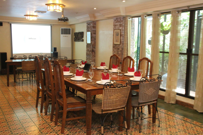 Food & Drinks 5, Roxas President's Inn, Roxas City