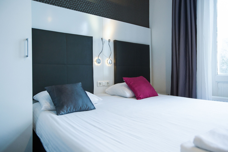 Bedroom 3, Hotel Vossius Vondelpark, Amsterdam
