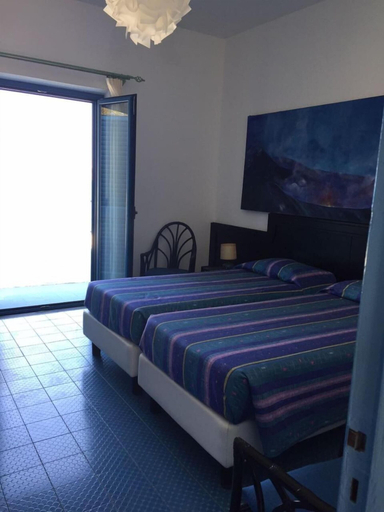 Bedroom 3, La Sirenetta Park Hotel, Messina