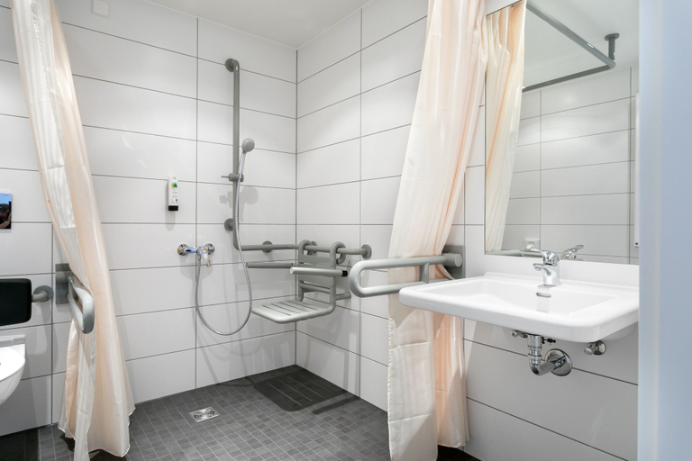Bathroom 5, Hotel Kern, Reutlingen