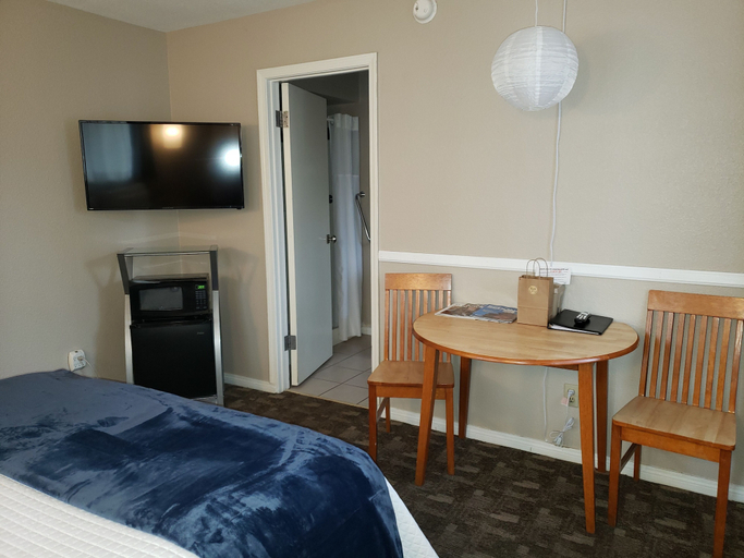 Bedroom 2, Baby Quail Inn, Yavapai