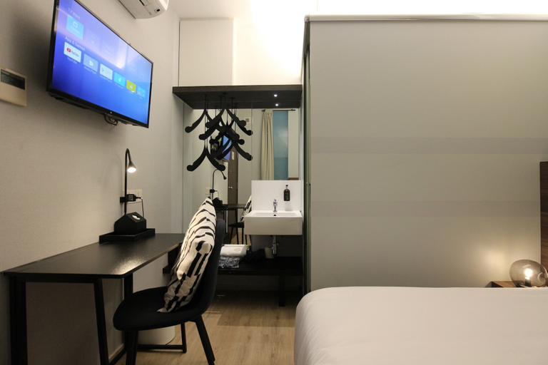 Bedroom 3, ST Signature Bugis Beach, SHORT OVERNIGHT, 8 hours: 11PM-7AM, Singapura