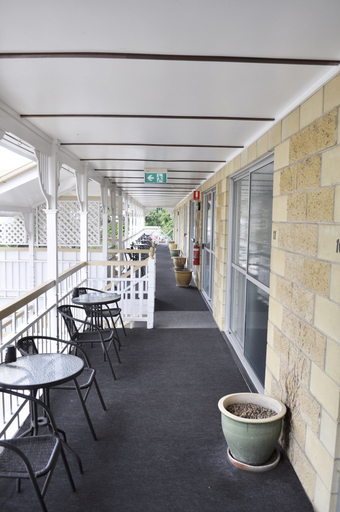 Food & Drinks 5, Alexandra Park Motor Inn, Bundaberg