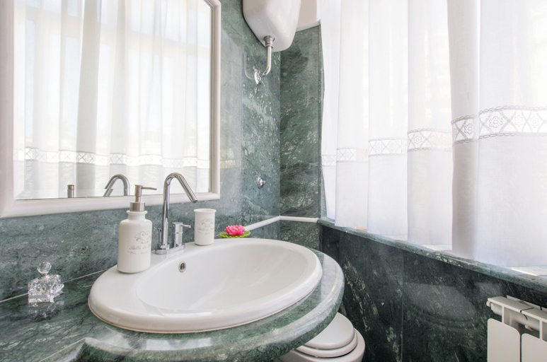 Bathroom 4, Trastevere Sweet House, Roma