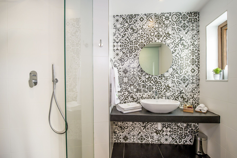 Bathroom 5, Viewpoint Boutique Living