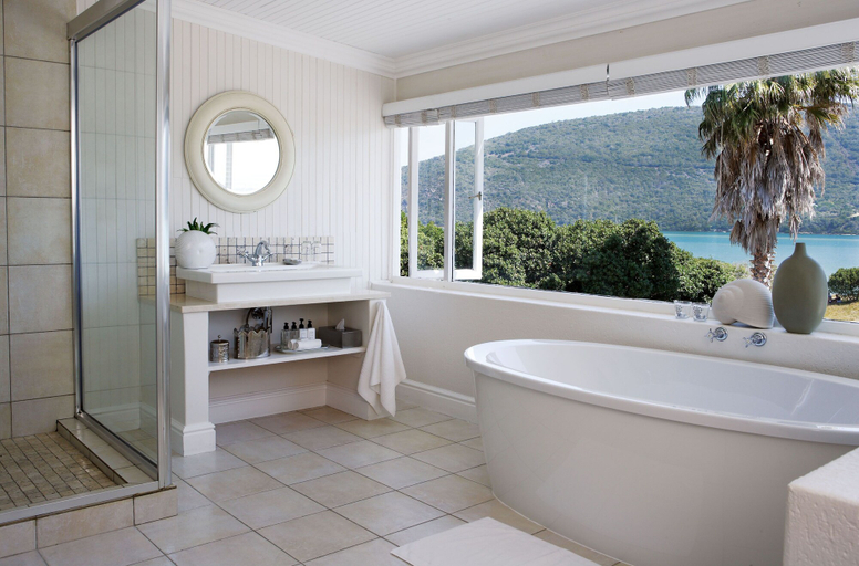 Bathroom 5, Leisure Isle Lodge, Eden