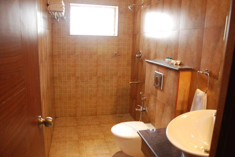 Bathroom 4, Hotel Milestonnez, Kancheepuram