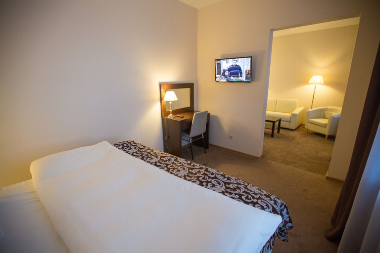 Bedroom 2, Severnaya Hotel, Apatity gorsovet