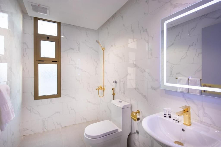 Bathroom 5, Kyona purpel, Jeddah