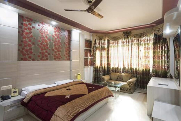 Bedroom 2, Hotel Bhawani International, Reasi
